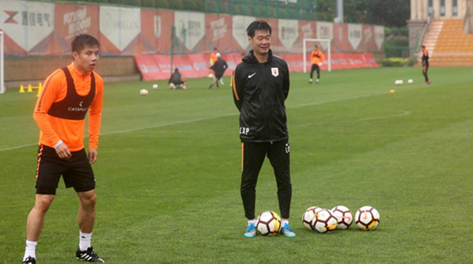 鲁能中场核心伤愈复出，贡献制胜一球